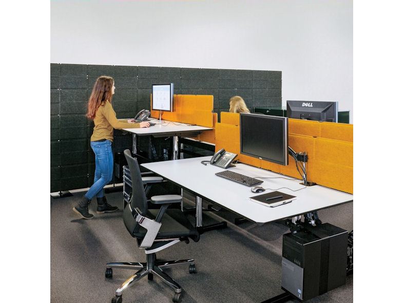 USM Kitos Height Adjustable Desks with Screens