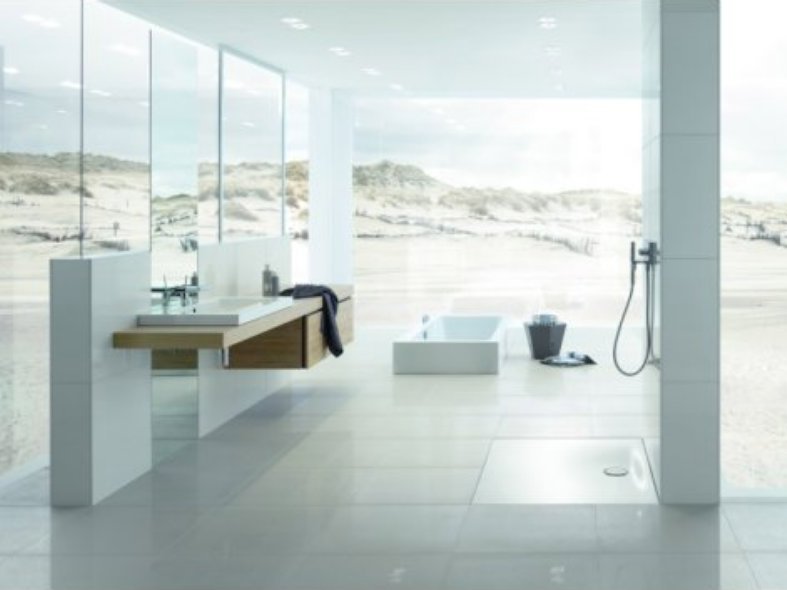 BetteFloor Side flush-to-floor shower floor