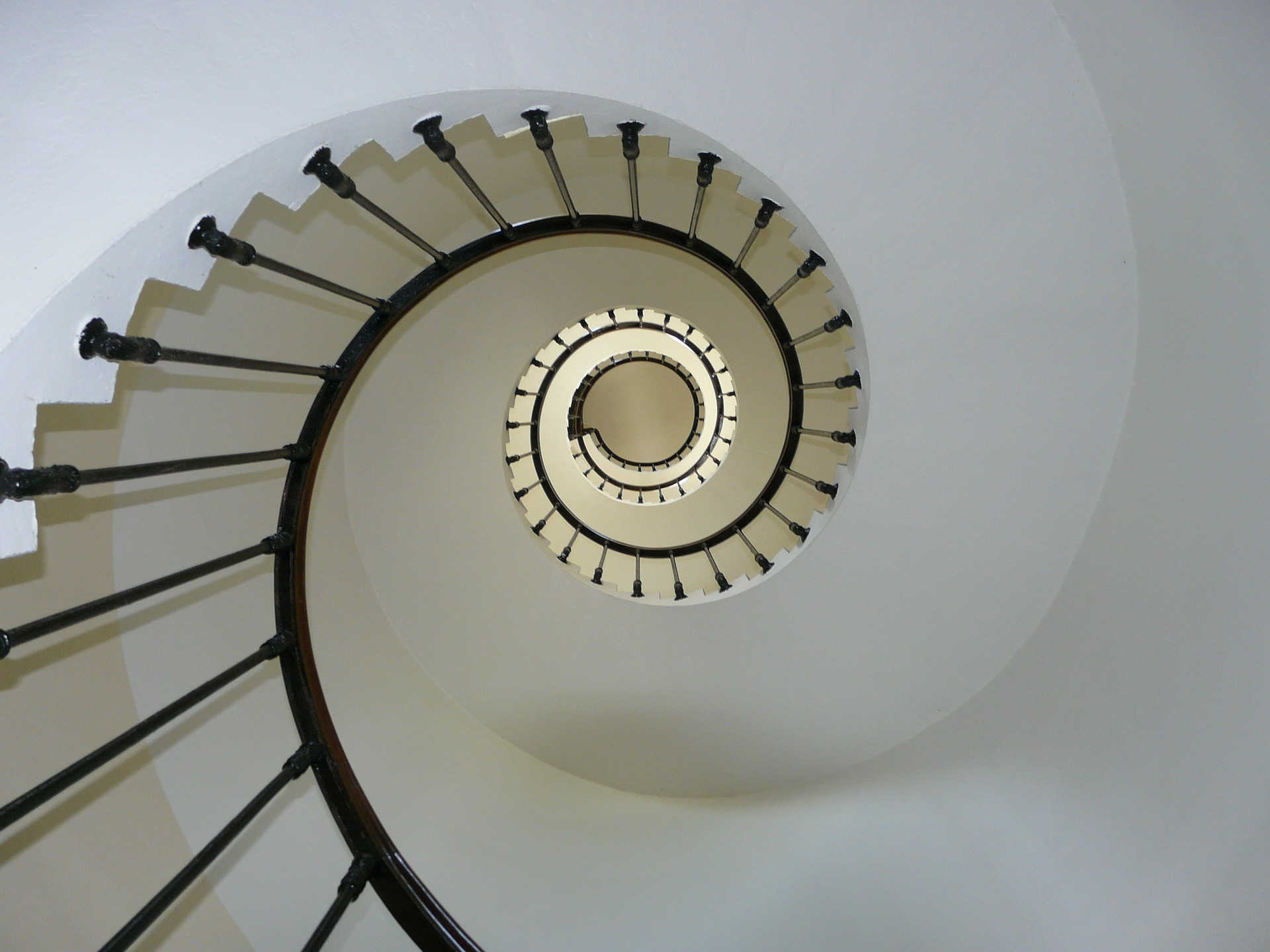 Stunning staircases: 6 examples of amazing staircase design
