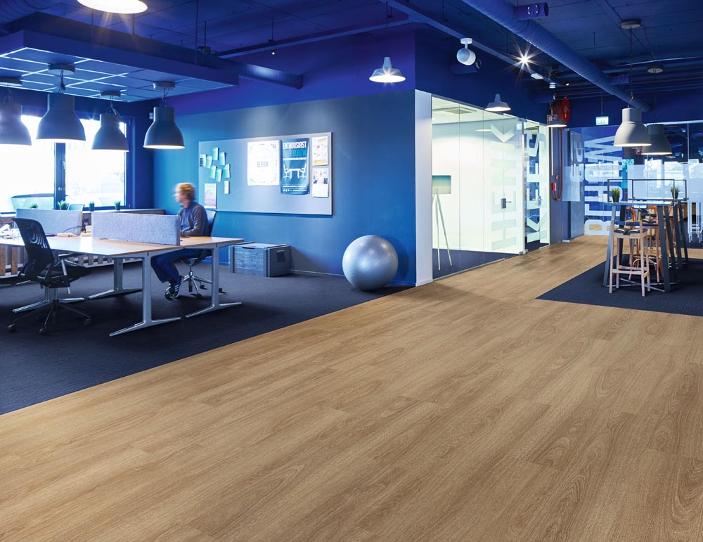 Allura ease: the flexible floor covering for flexible workspaces