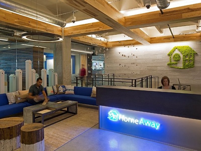 ArmourFX ‘Timber-Effect’ Panels used for HomeAway Inc